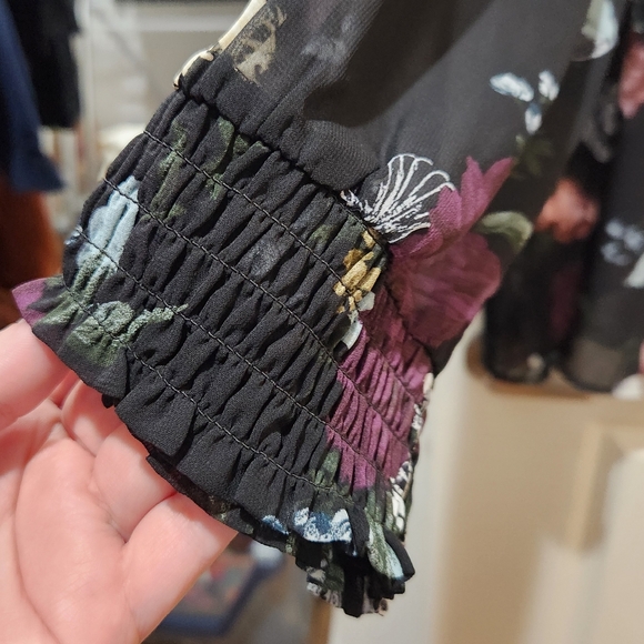 Black Print Blouse - Picture 7 of 9